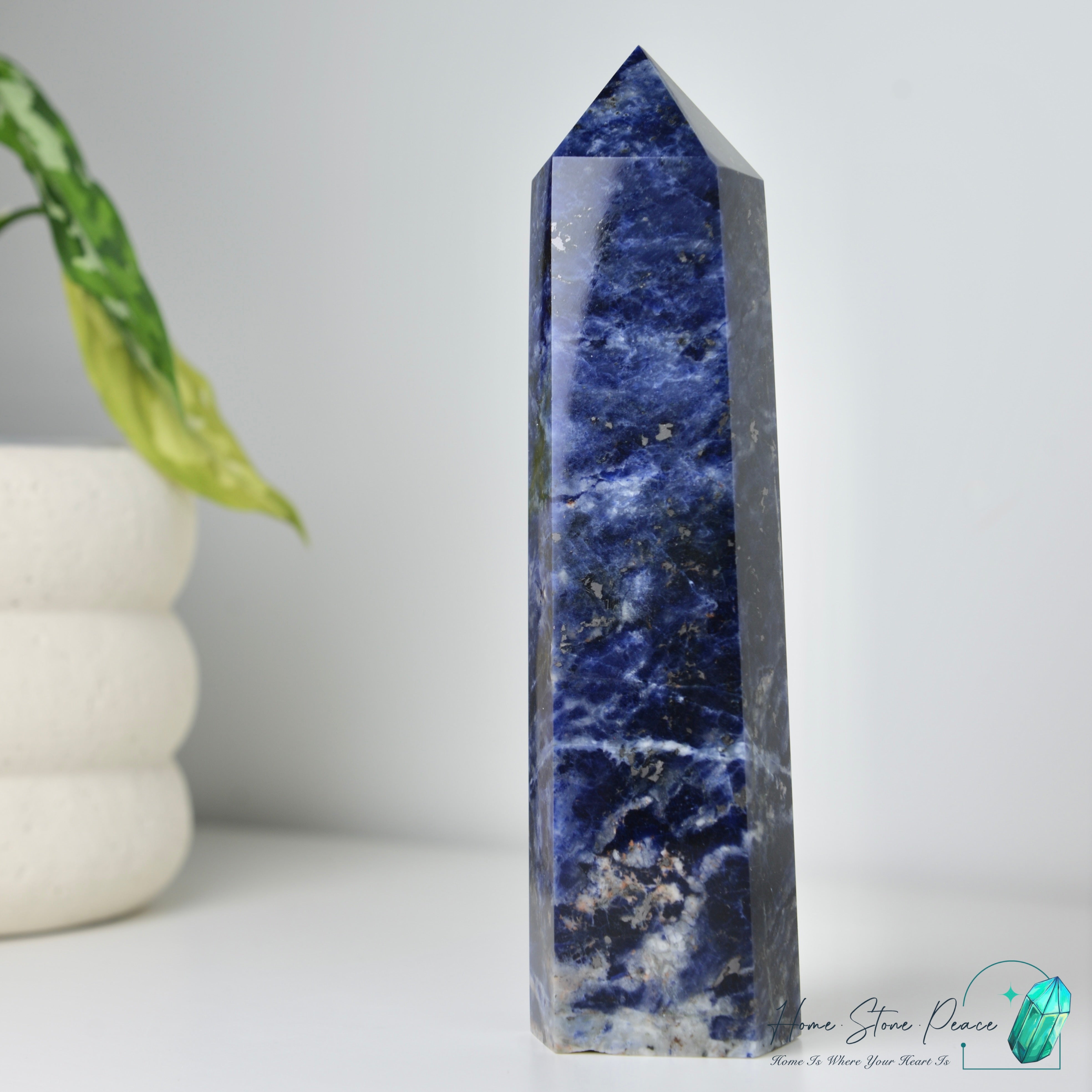 藍紋石柱(大）Large Sodalite Tower