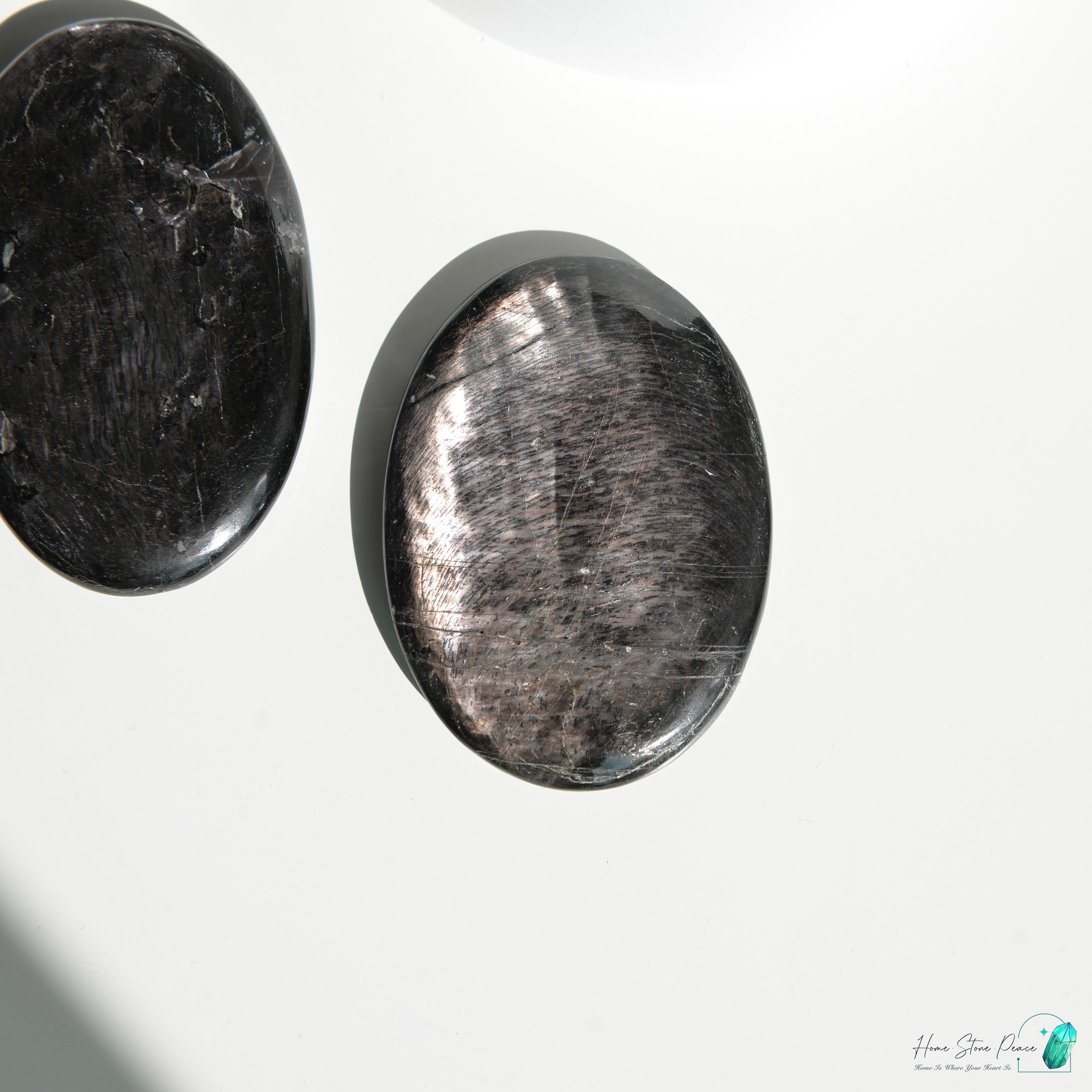 蘇輝石（金運石）手握り石 Hypersthene Palm Stone