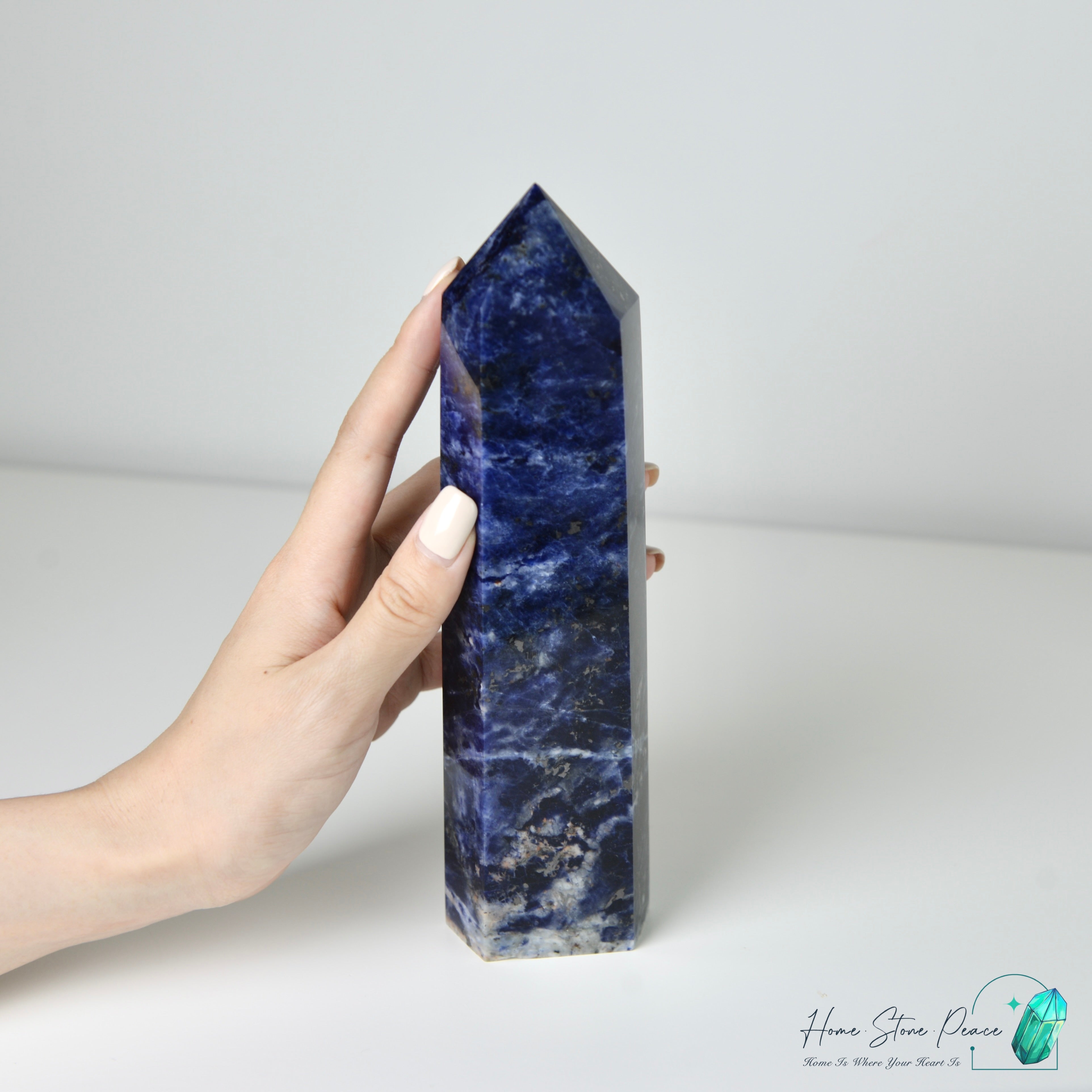 藍紋石柱(大）Large Sodalite Tower