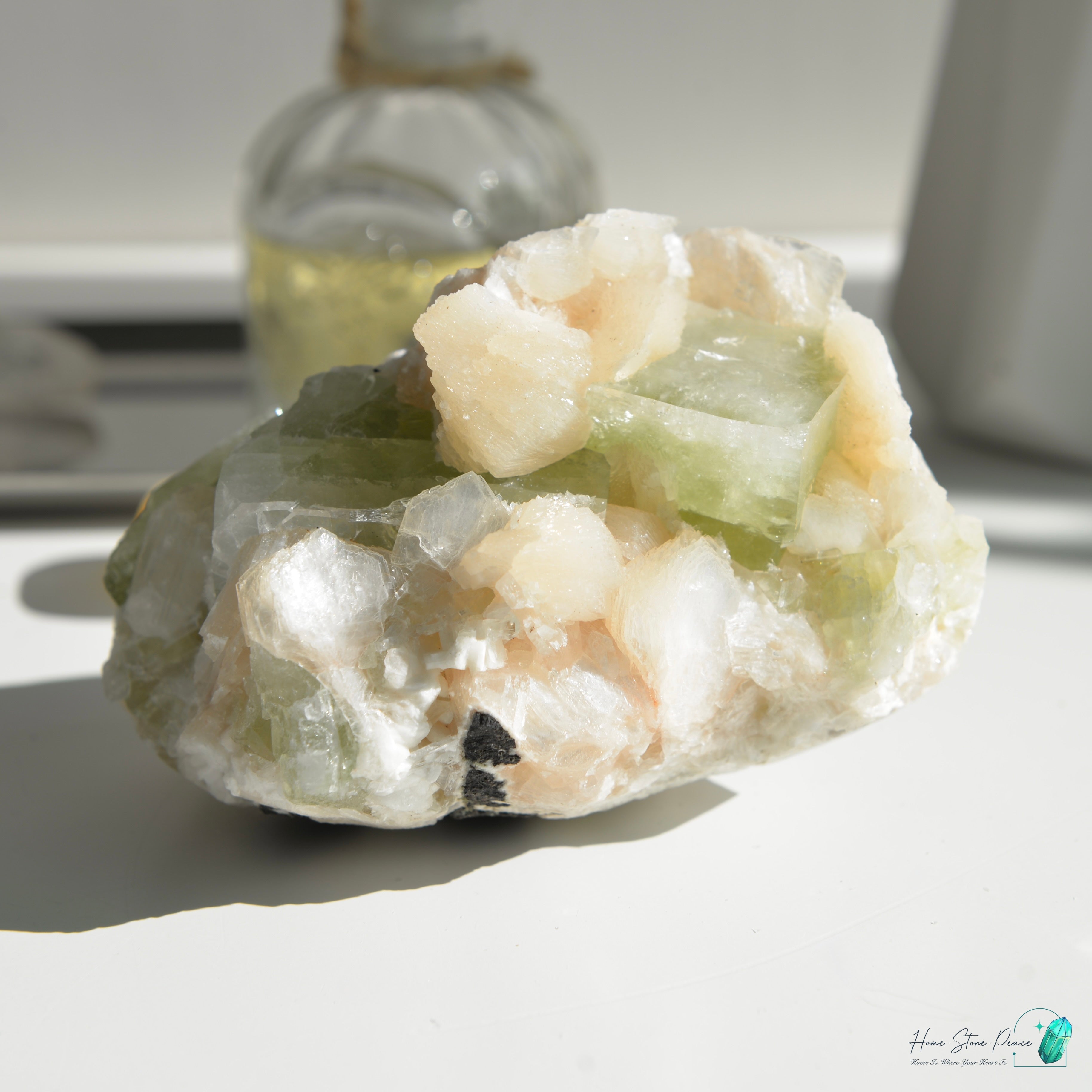 精品印度大顆綠魚眼石橙輝石沸石共生原石グリーンアポフィライト with ピーチスティルバイトクラスター