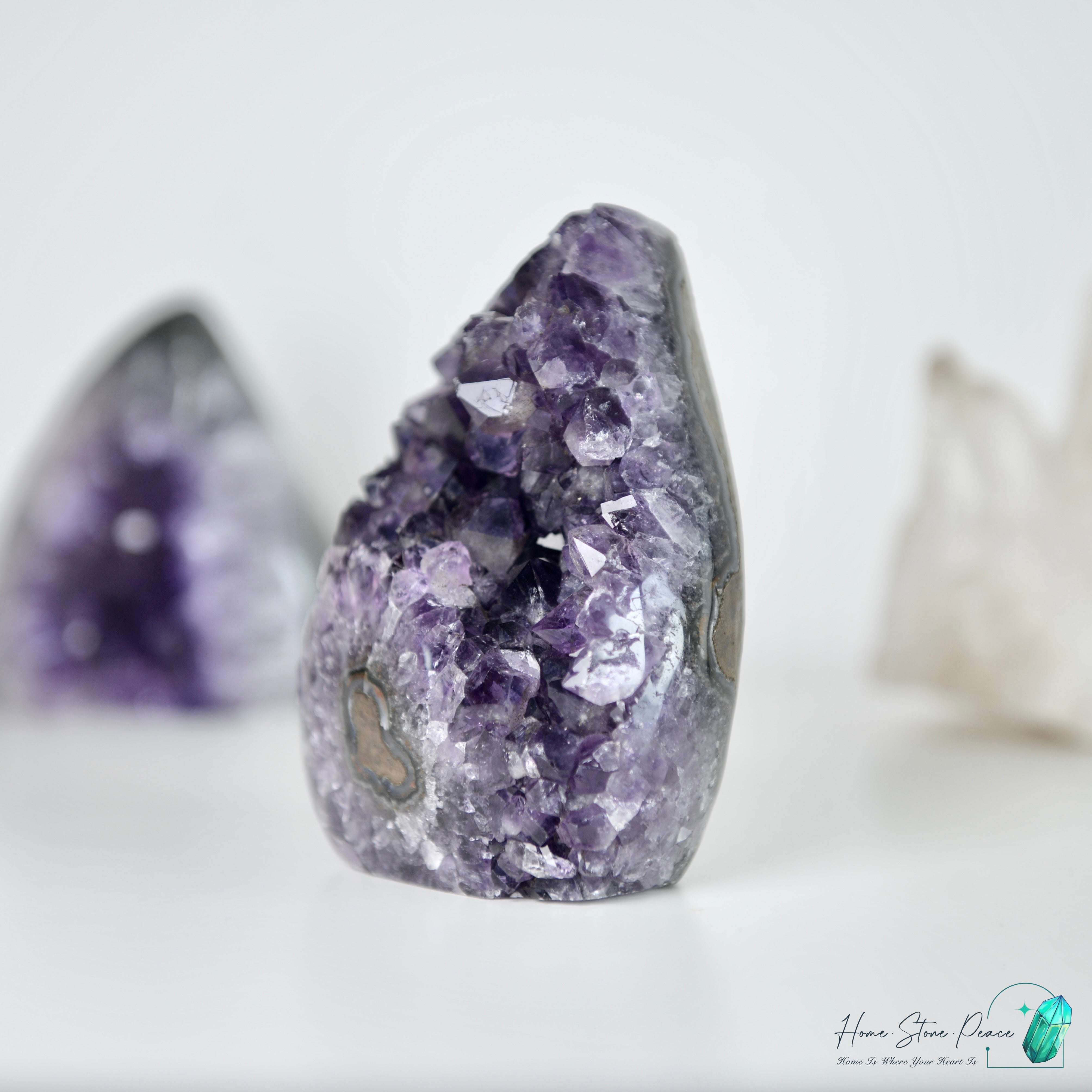 紫水晶火焰（含財眼）Amethyst Flame with Stalactite Eye