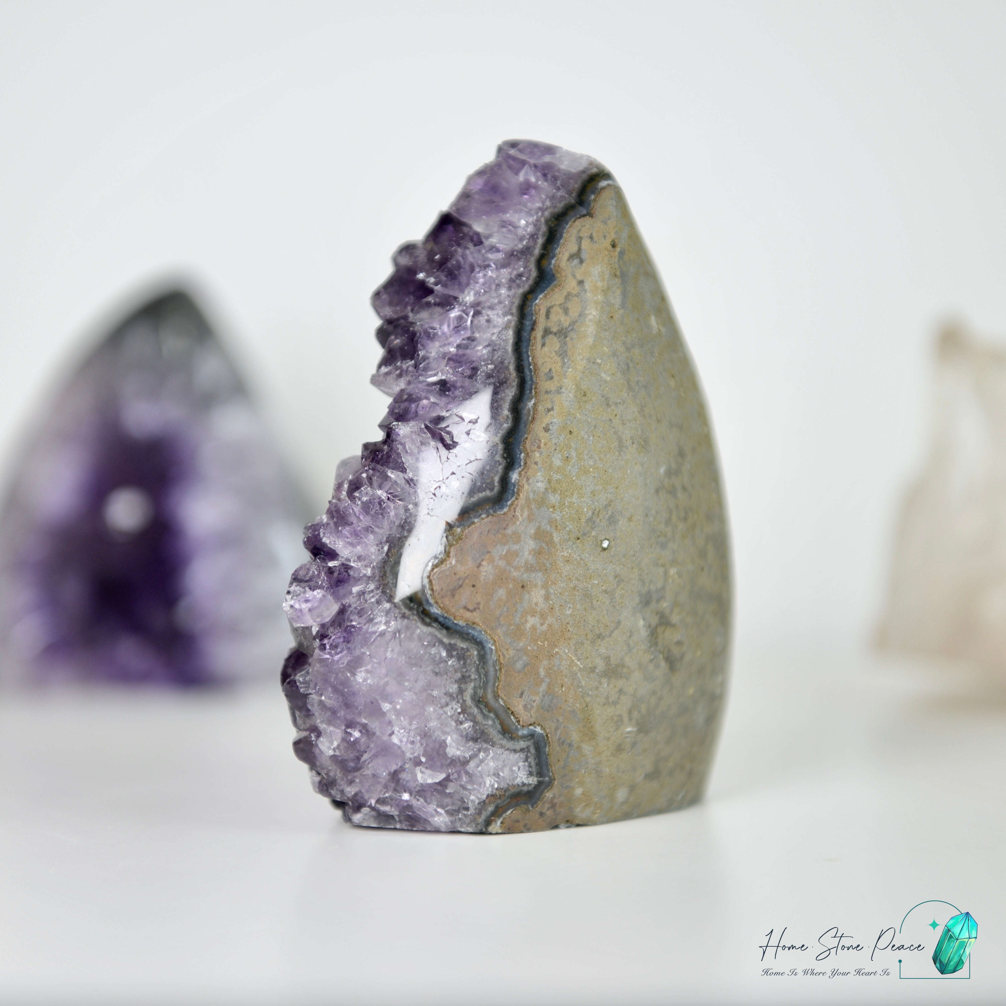 紫水晶火焰（含財眼）Amethyst Flame with Stalactite Eye