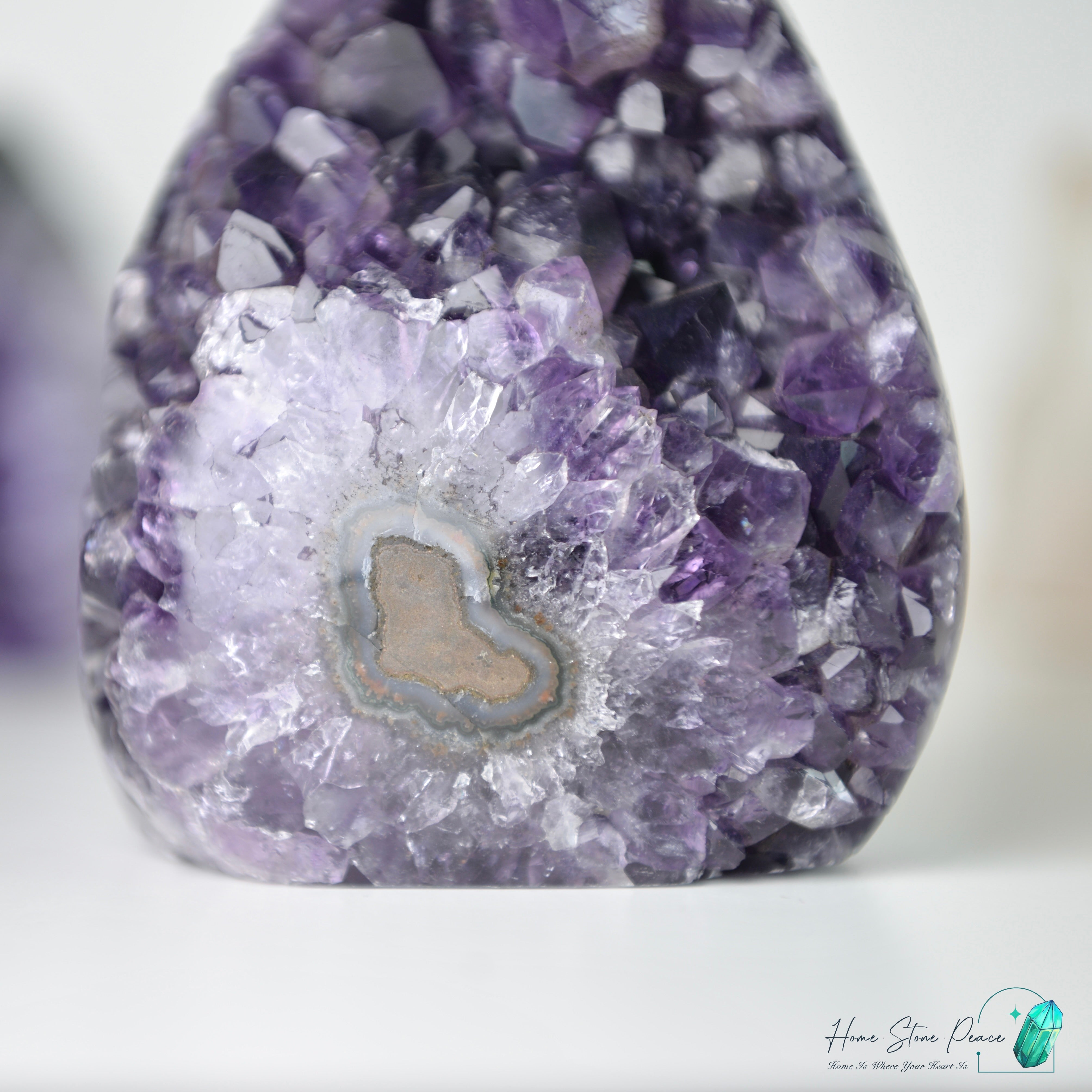 紫水晶火焰（含財眼）Amethyst Flame with Stalactite Eye