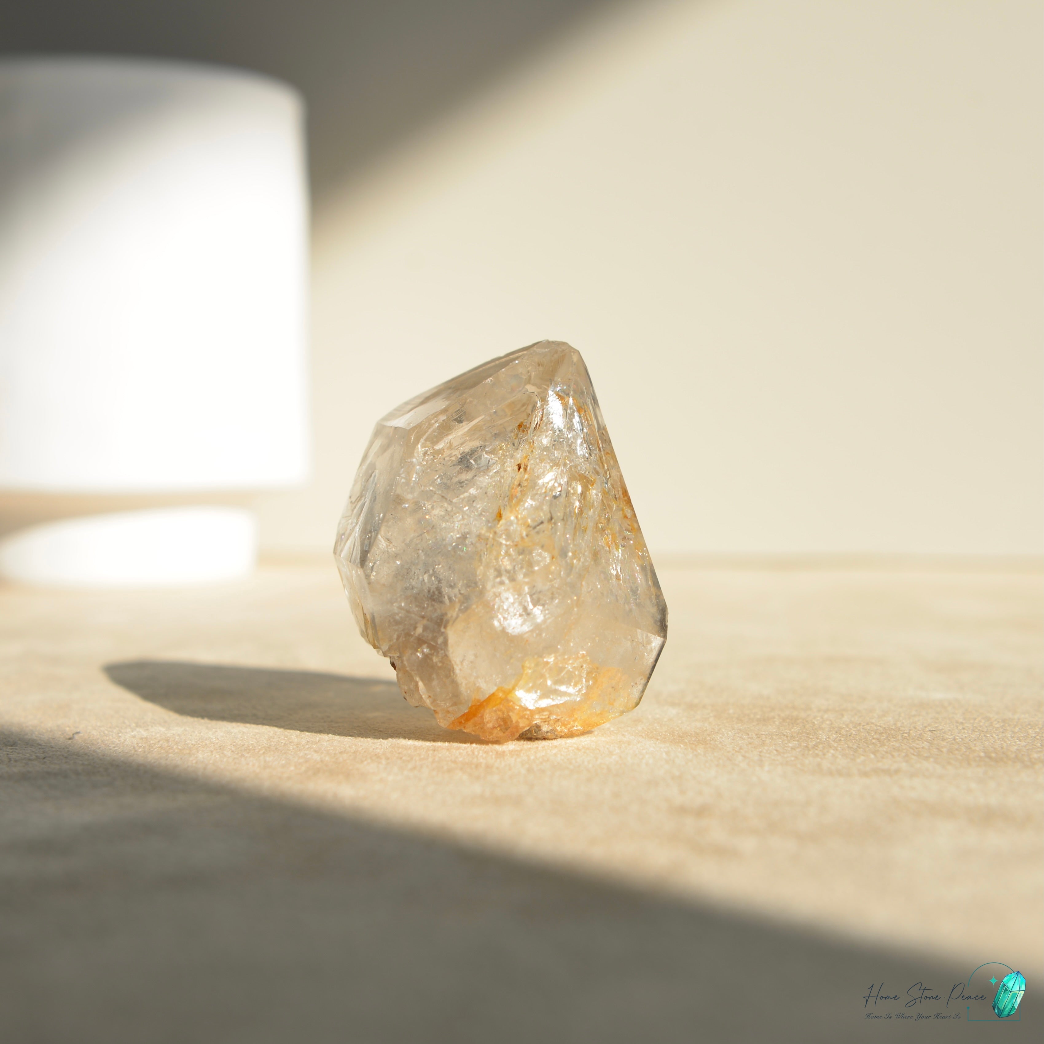 美國紐約黄金療癒者骸骨赫基蒙鑽石 New York Skeletal Herkimer Diamond with Golden Healer