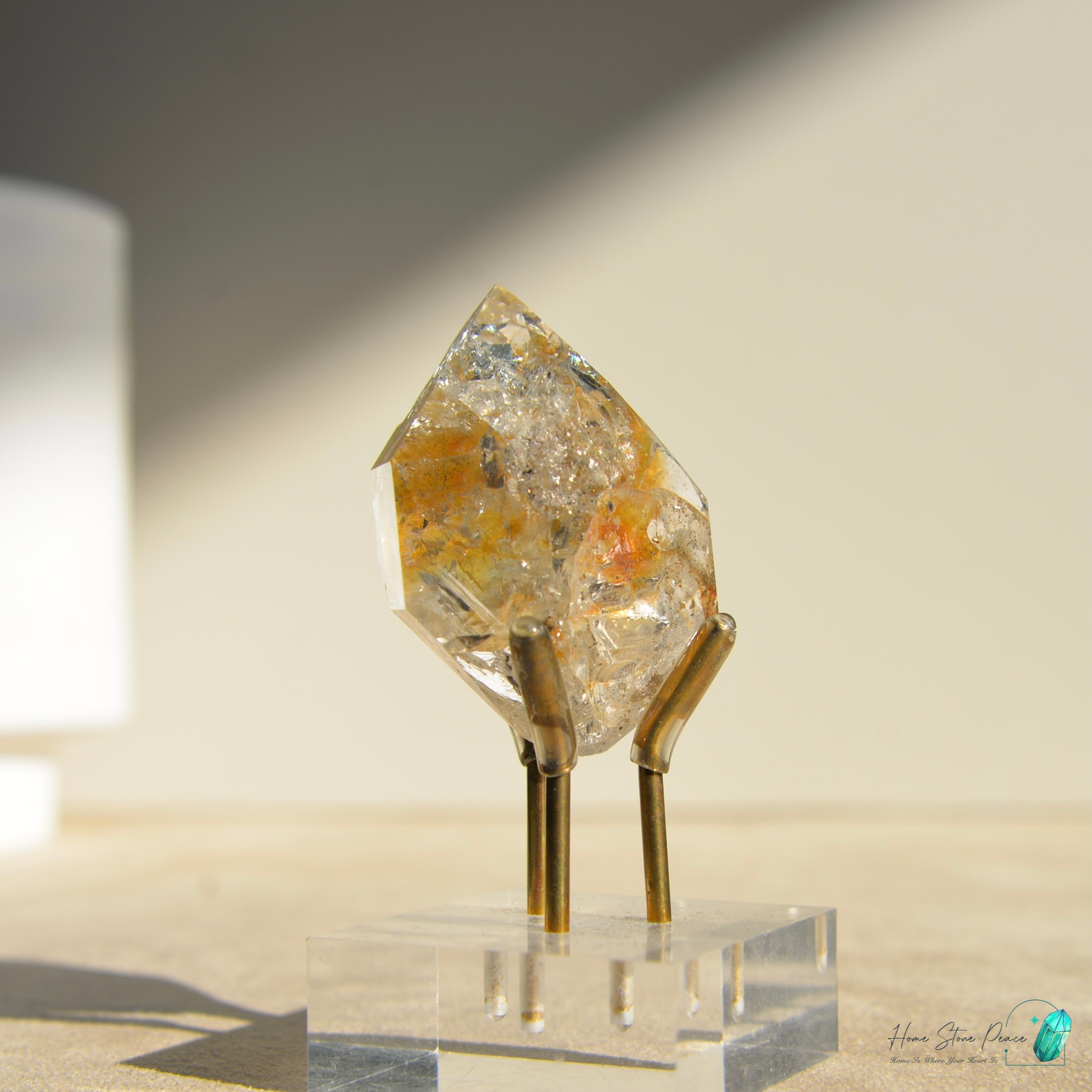 美國紐約黑金赫基蒙鑽石 New York Herkimer Diamond with Golden Healer & Hydrocarbon