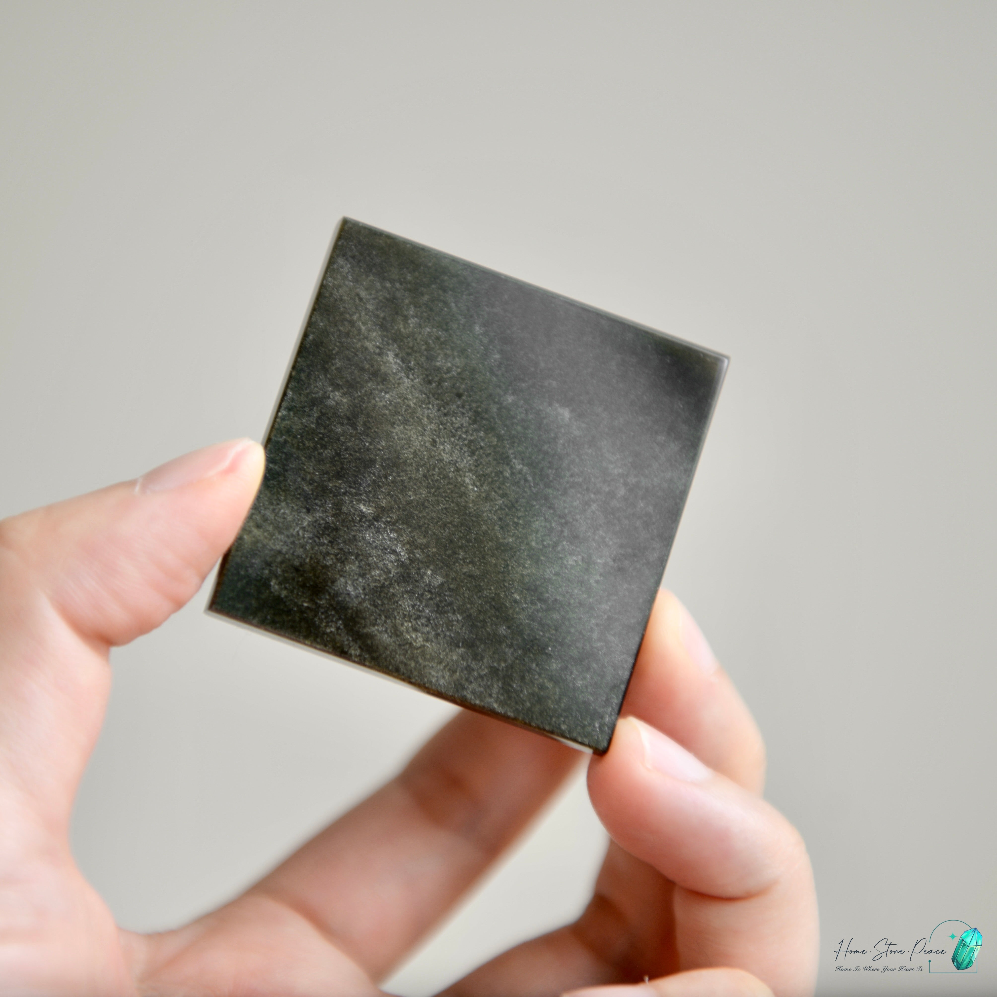 小金曜石金字塔 Small Gold Sheen Obsidian Pyramid