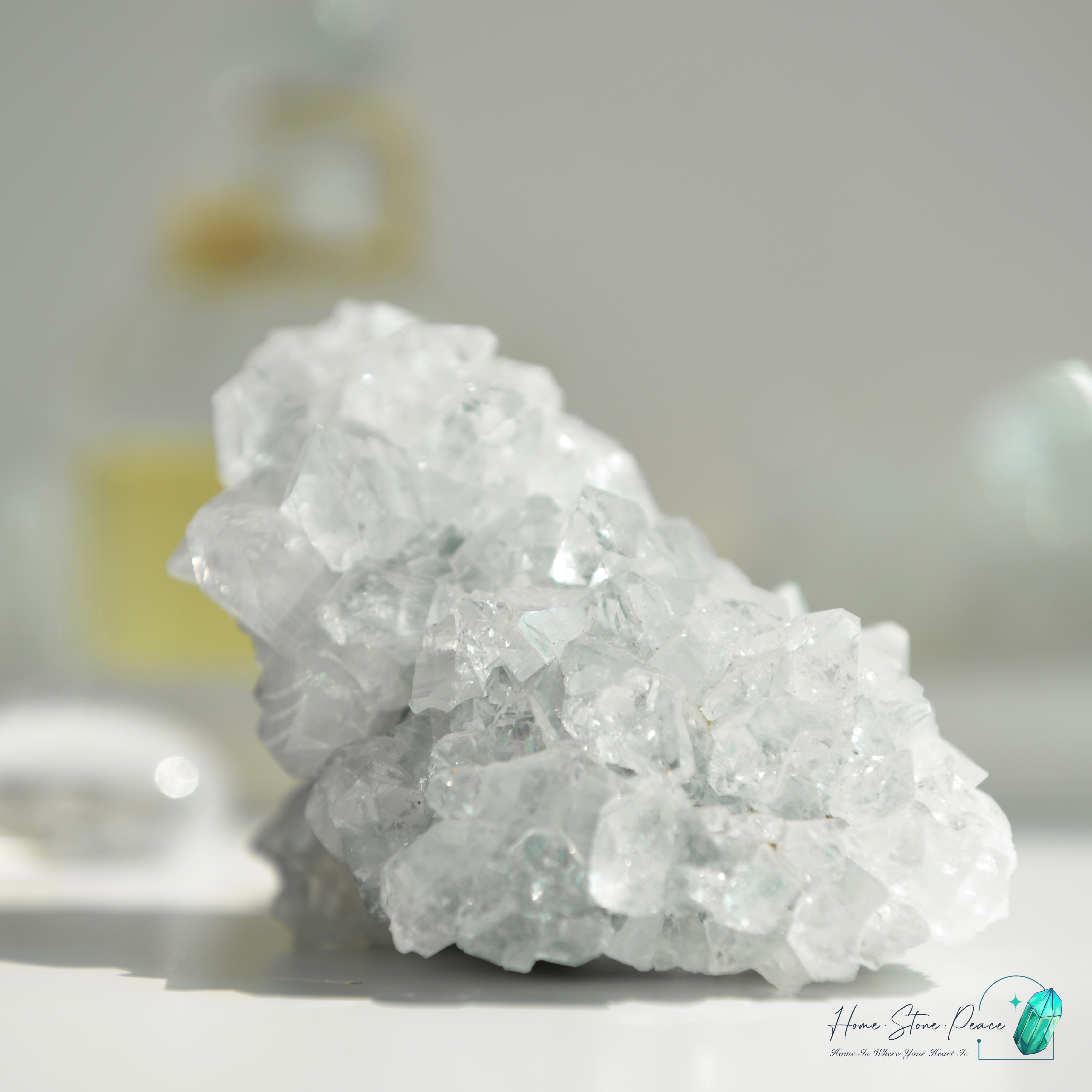 鑽石魚眼石 Diamond Apophyllite Cluster