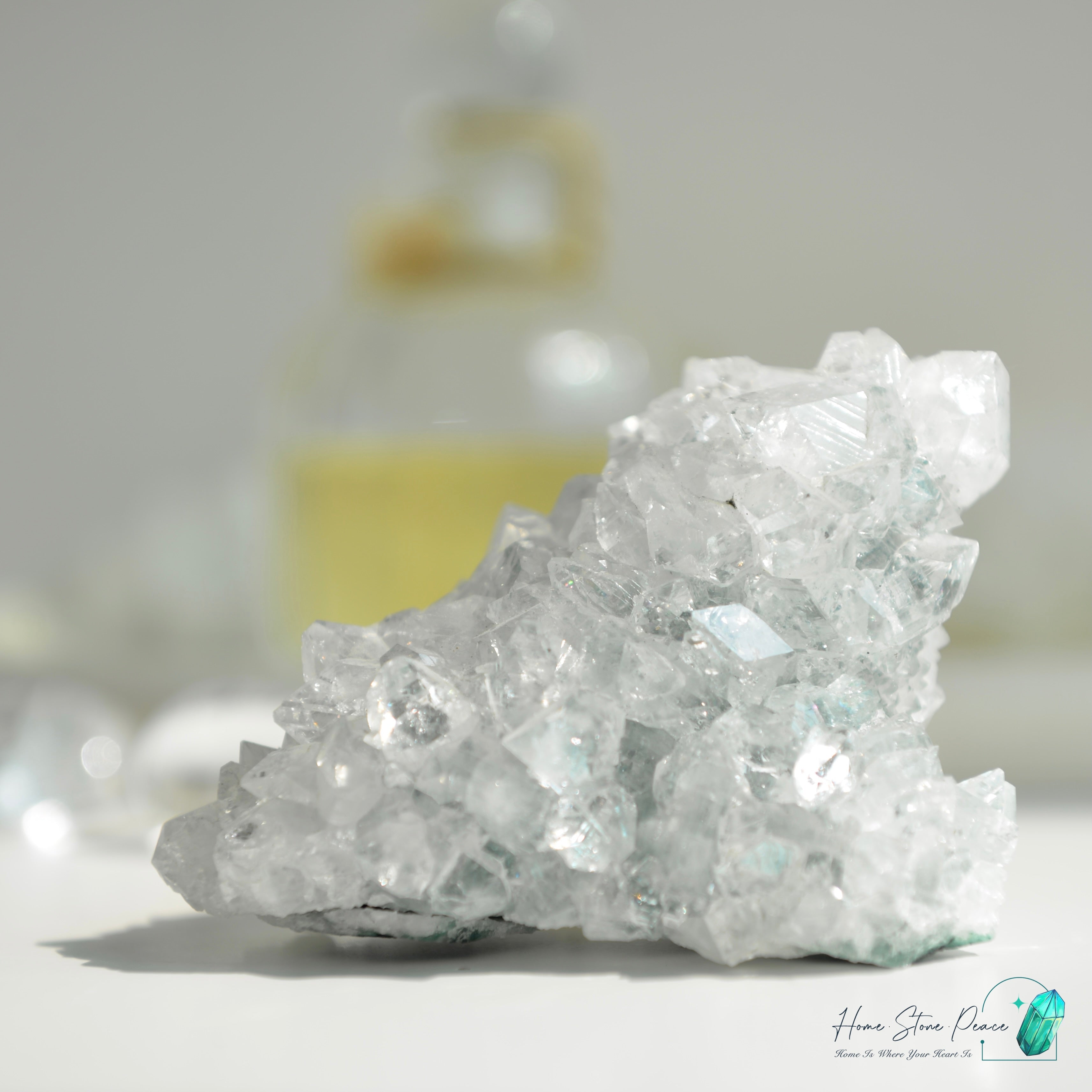 鑽石魚眼石 Diamond Apophyllite Cluster