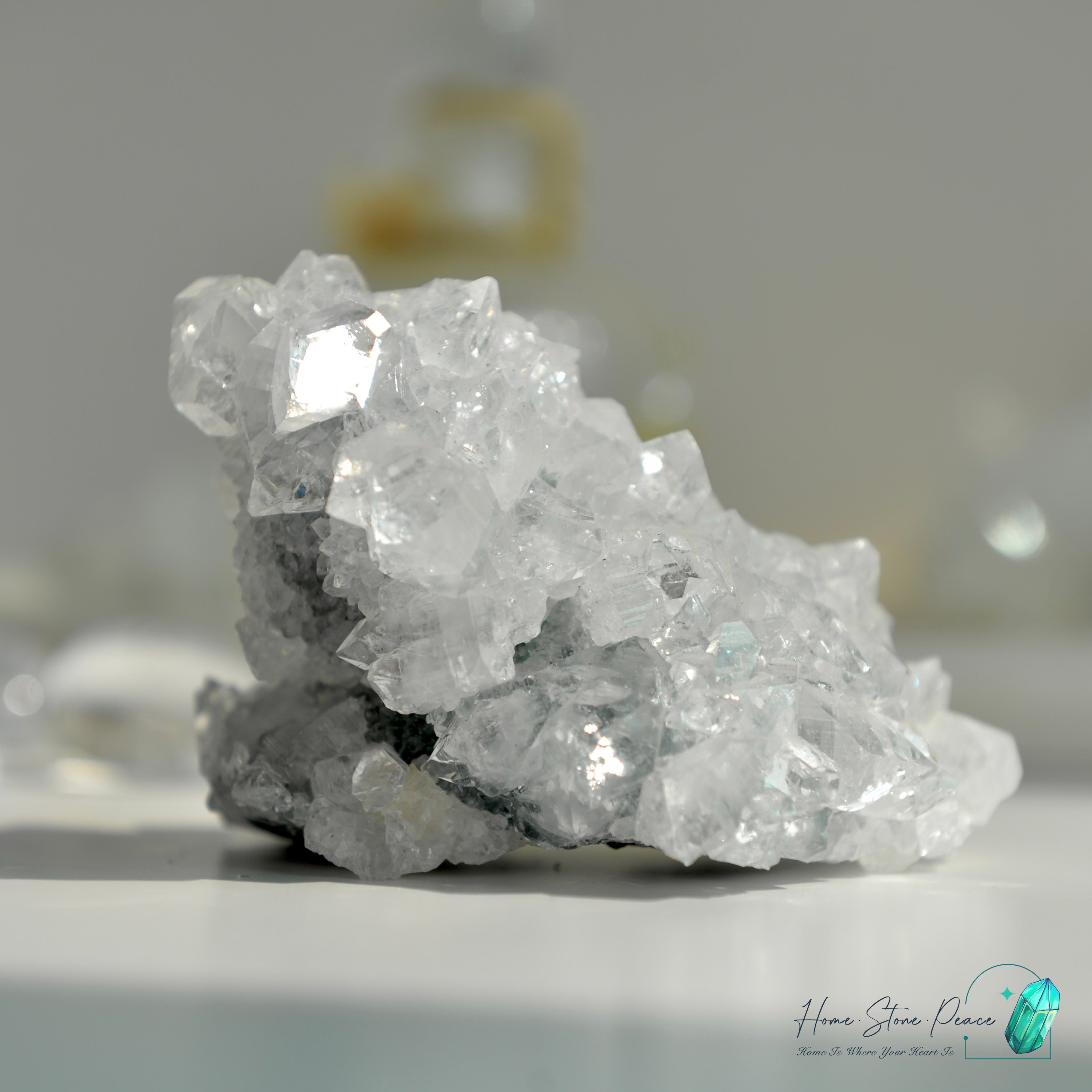 鑽石魚眼石 Diamond Apophyllite Cluster