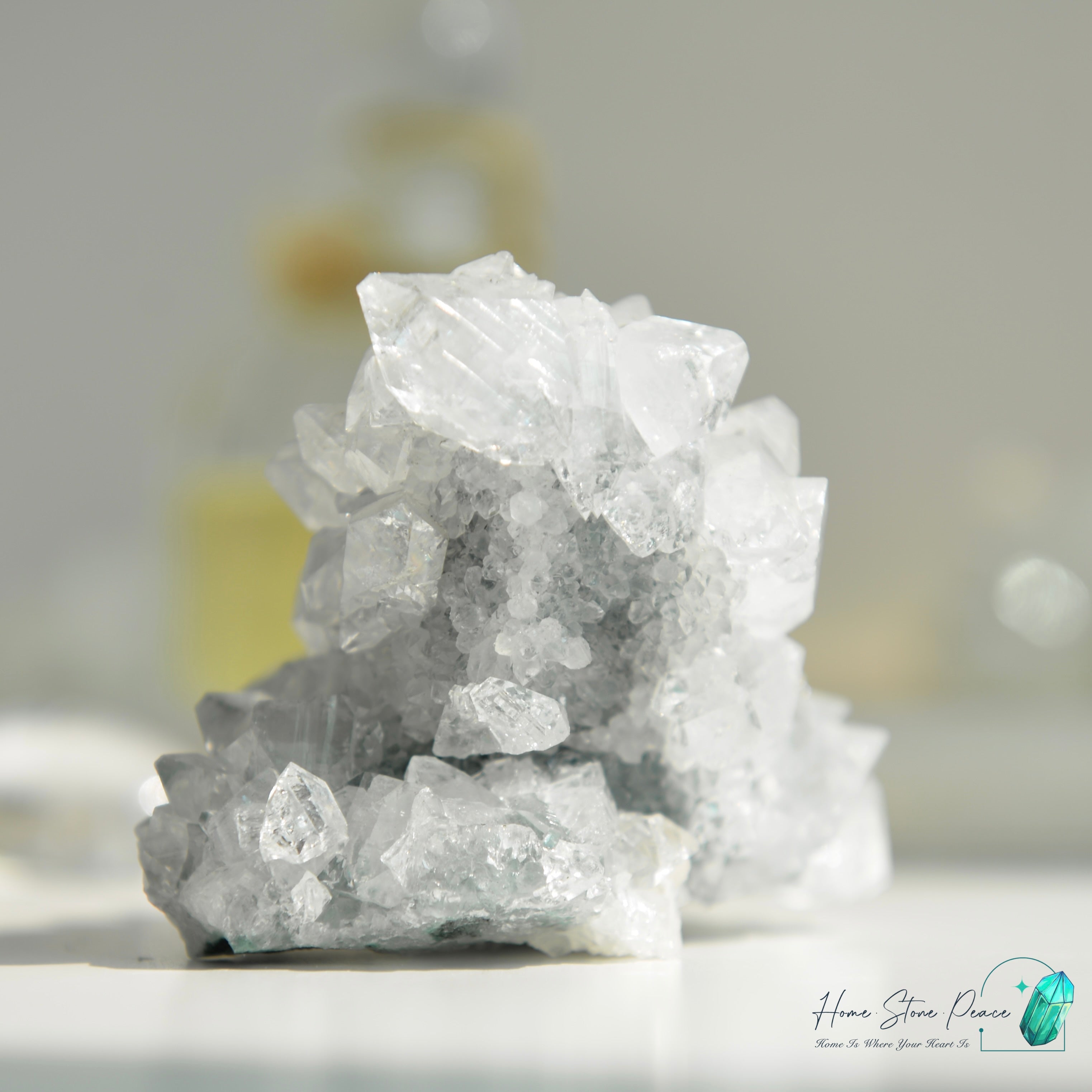鑽石魚眼石 Diamond Apophyllite Cluster