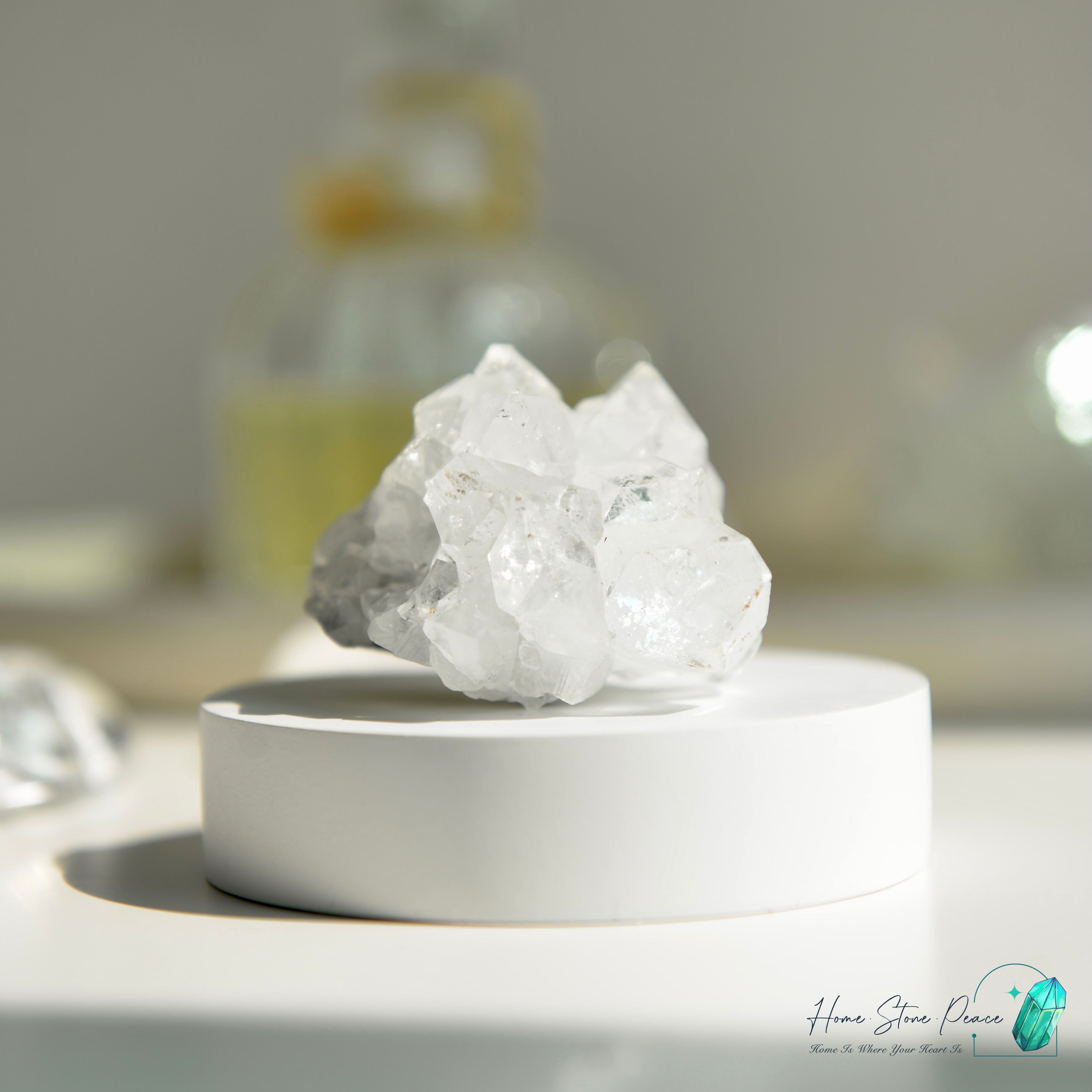 鑽石魚眼石 Diamond Apophyllite Cluster