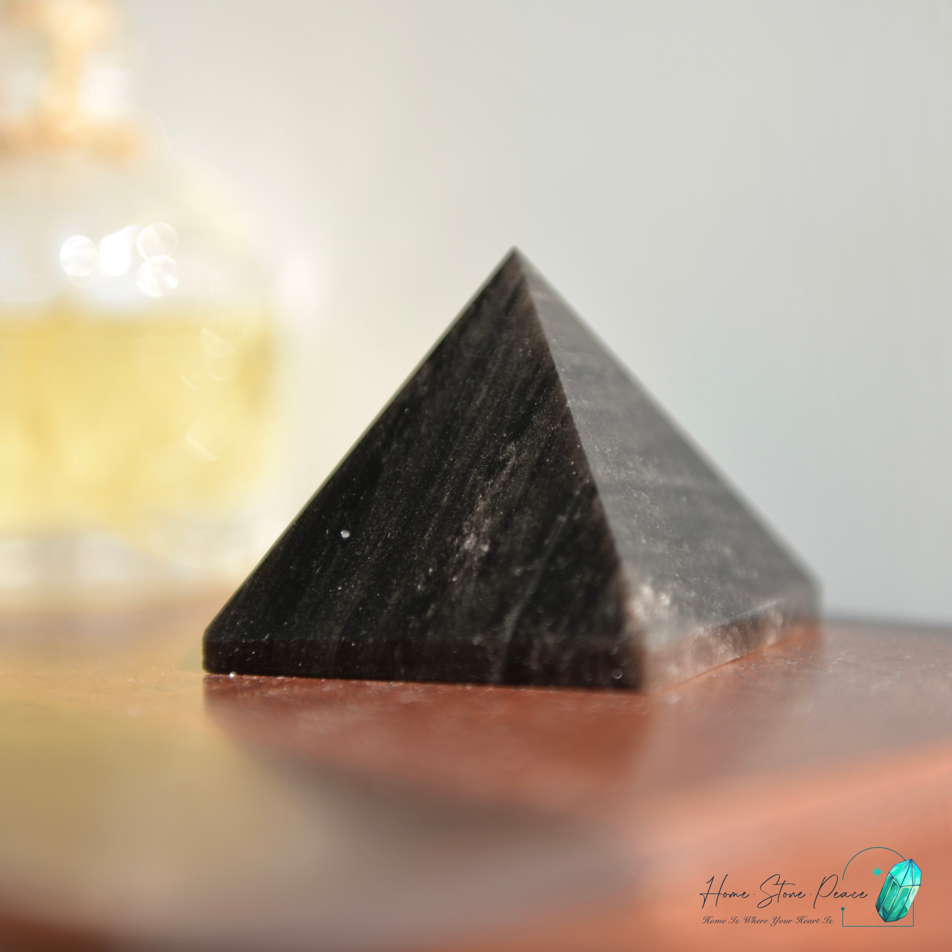 銀曜石金字塔 Silver Sheen Obsidian Pyramid
