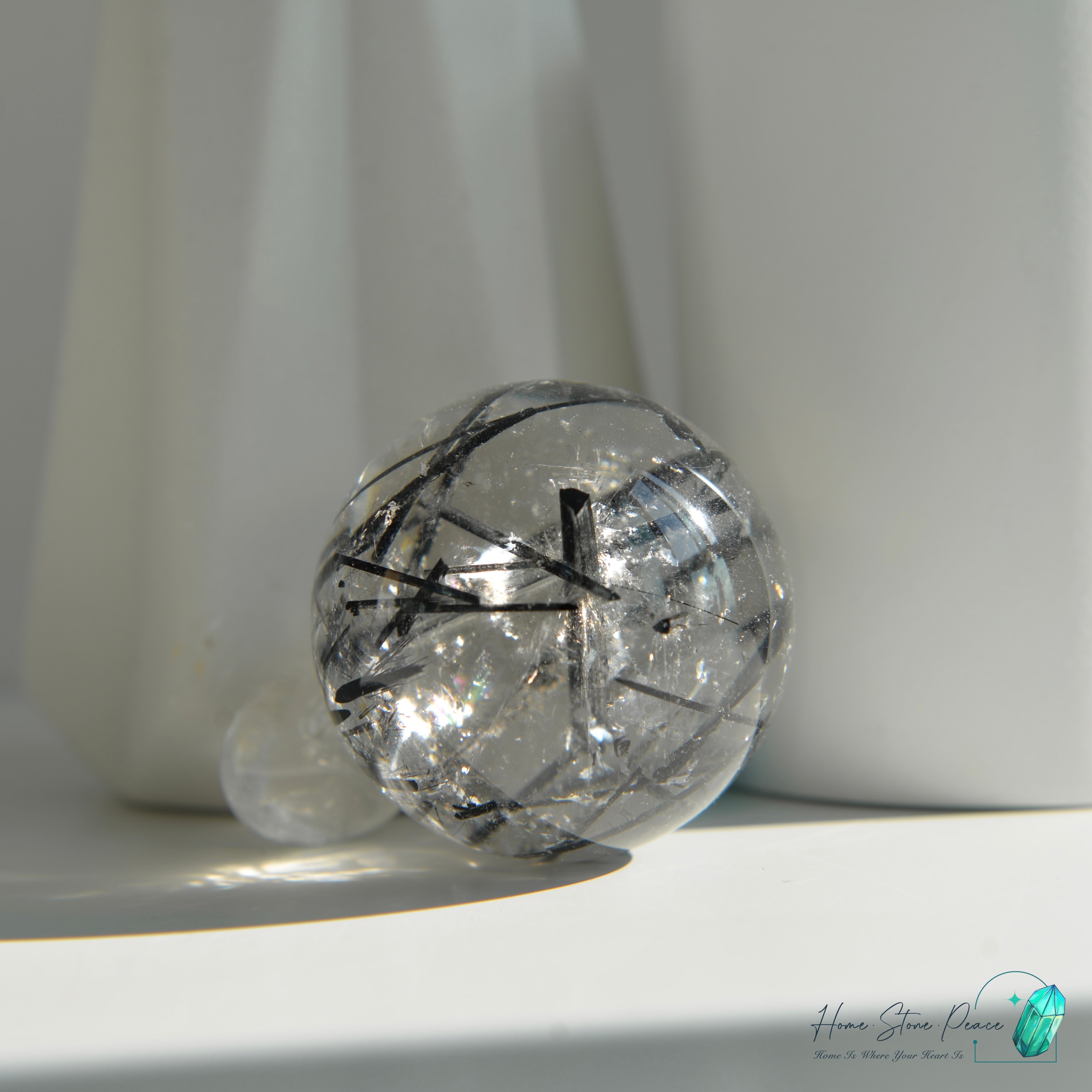 黑碧璽黑髮晶共生白水晶球 Black Tourmaline Black Rutiles in Quartz
