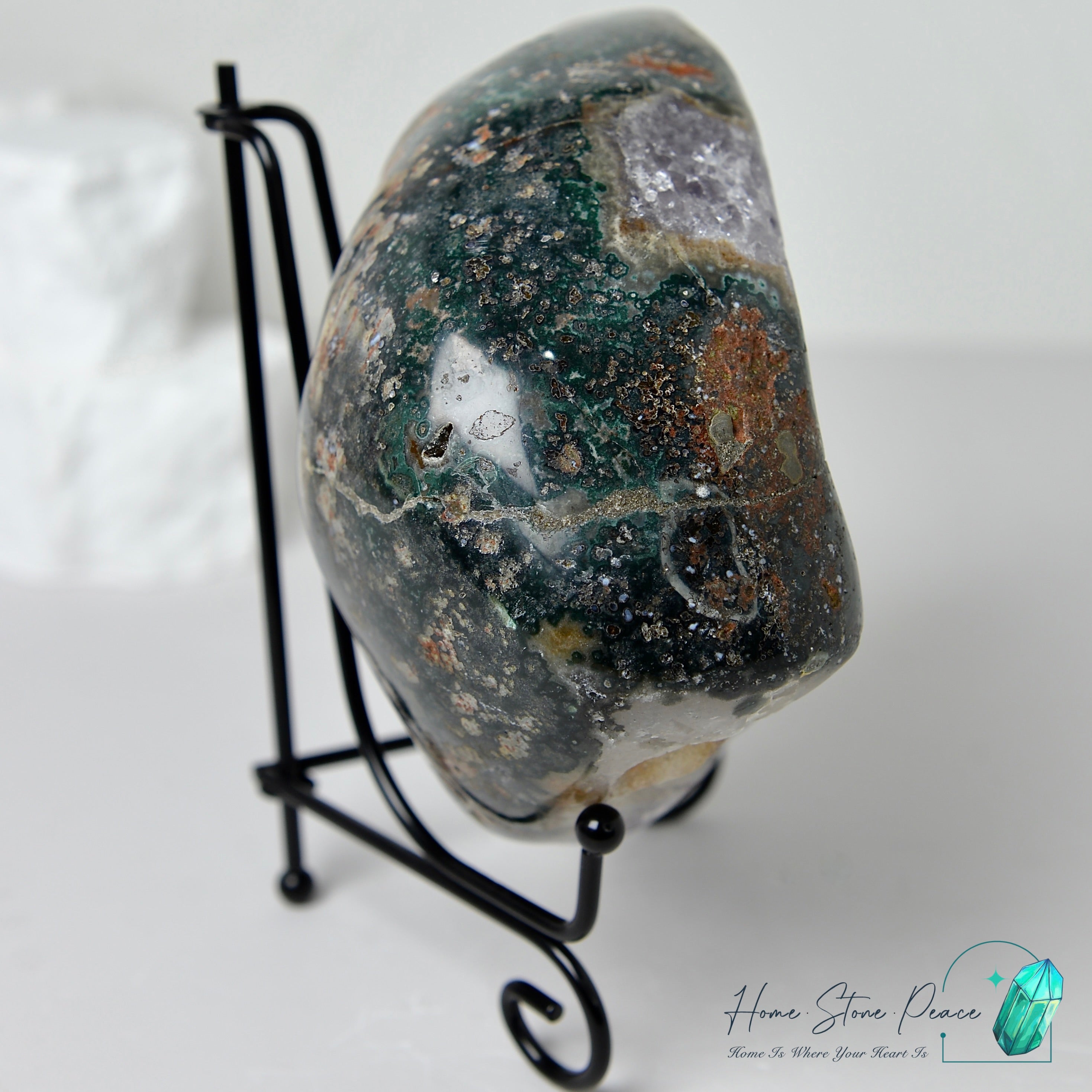 紫水晶方解石共生晶洞 Amethyst and Calcite Geode