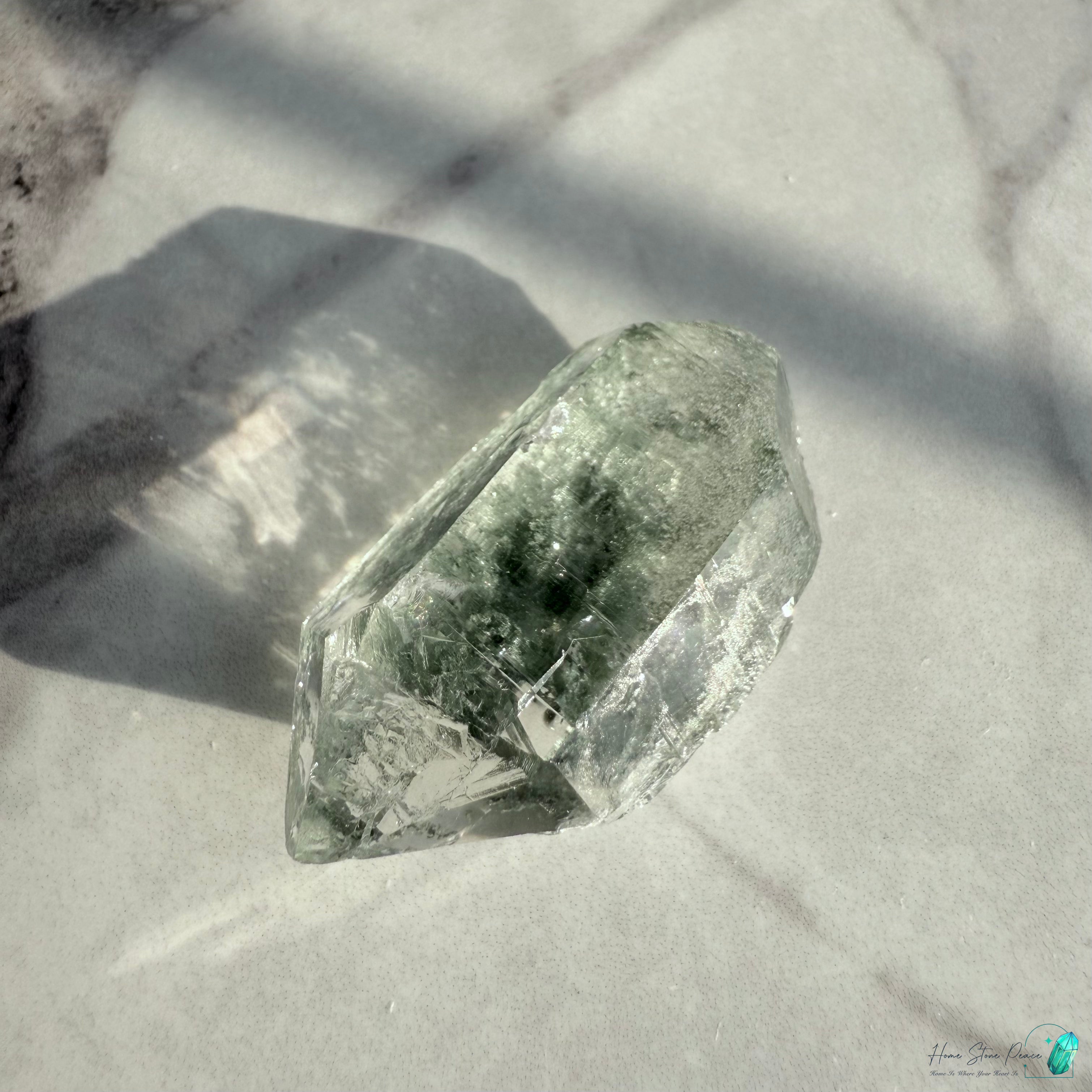 精品喜馬拉雅山綠泥共生水晶 Premium Himalayan Quartz with Green Chlorite