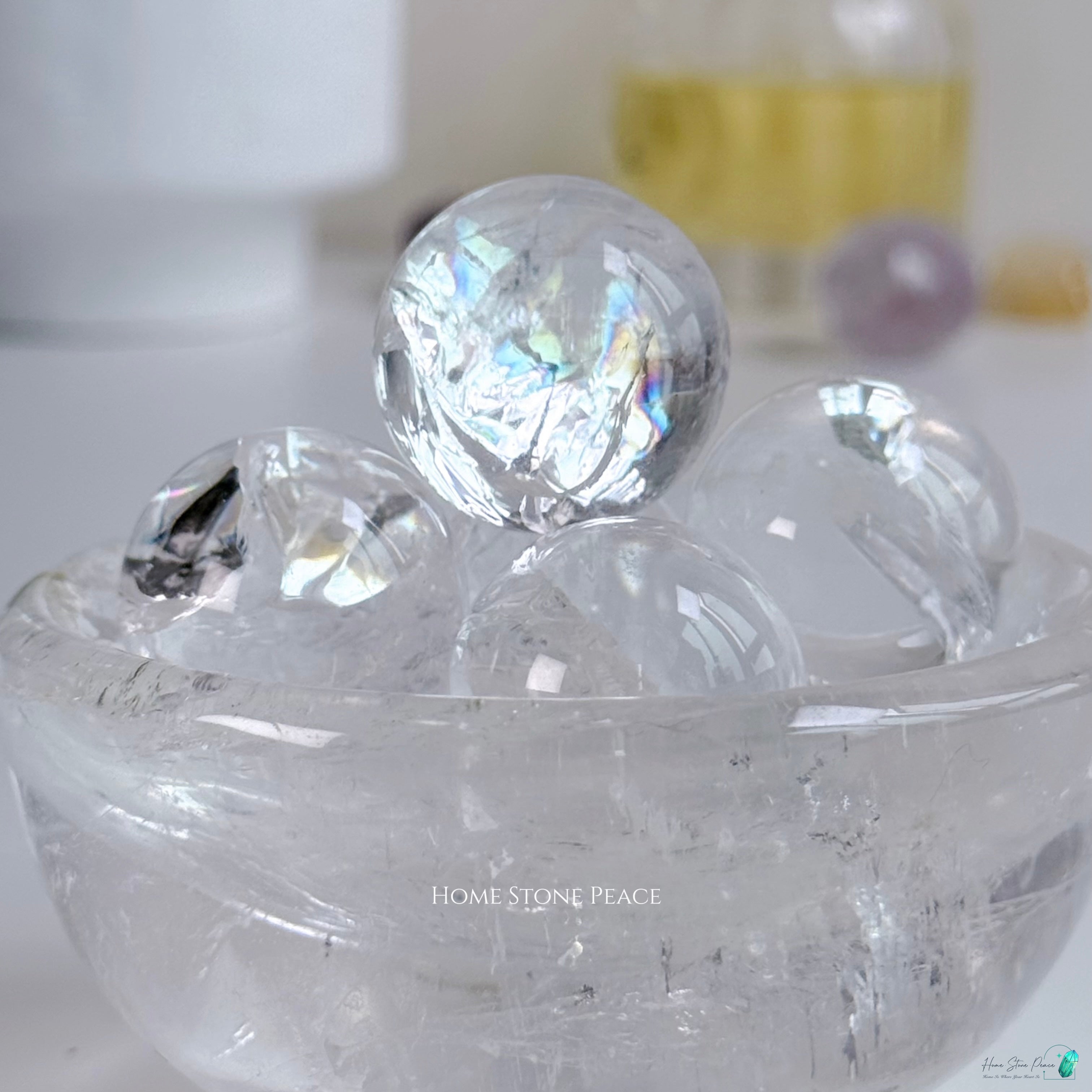 彩虹白水晶小球 Mini Clear Quartz Ball with Rainbows